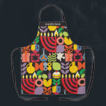 Tablier Joyeux Hanoukka Personnalisé Menorah Latkes Stars<br><div class="desc">Faites sourire Bubbie (ou n'importe qui !) cet Hanoukka / Chanukah et égayer la fête familiale avec nos Hanoukka / Chanukah personnalisées modernes Tabliers géométriques. Menorah, Latkes de pommes de terre, Dreidels, Donuts, Etoiles & Huile d'olive... Symboles juifs d'Hanoukka - ils sont tous là ! L'hébreu modifiable dit "Chanukah Sameach"-...</div>