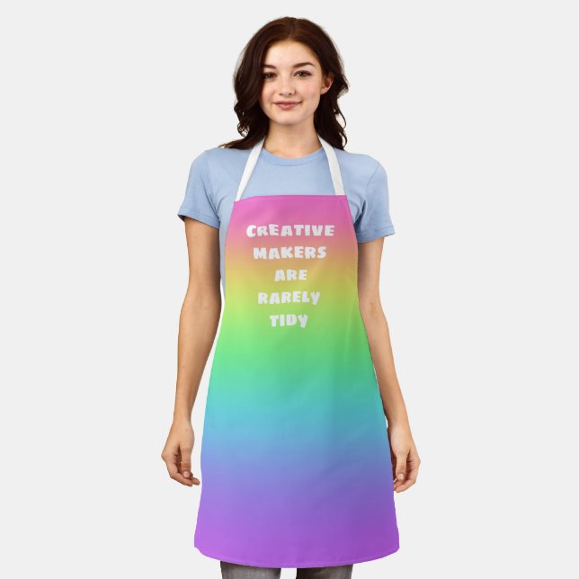 Tablier Les créateurs sont rarement Tidy Rainbow Apron (Porté)