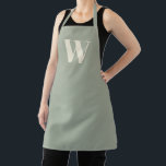 Tablier Lettre initiale verte de sauce monogramme moderne<br><div class="desc">Moderne monogramme sauge vert et blanc blanc personnalisé lettre initiale minimaliste élégant cuisine chic Apron. Personnalisé de la typographie moderne blanche sur arrière - plan solide vert sauge. Idéal pour la cuisine, la cuisine, la boulangerie, le grill, le barbecue, les arts et l'artisanat, la poterie, etc</div>