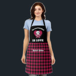 Tablier L'Ingrédient Principal Est Amour Rouge Noir Plaid<br><div class="desc">Tablier drôle et cool pour rendre la cuisine plus amusante. Cadeau personnalisé pour la famille et les amis qui aiment la cuisine, la cuisson et essayer une nouvelle recette dans la cuisine. Customisez le libellé qui convient à votre occasion. Vous pouvez utiliser l'outil de conception pour modifier davantage le type...</div>
