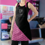 Tablier Logo de l'entreprise Couleur Bloc Nom du Motif Tit<br><div class="desc">Ce tablier d'affaires moderne et simple est parfait pour tous les coiffeurs, maquilleurs, technologie de l'ongle, esthéticienne, esthétique, boulanger, cuisinier et beaucoup plus de professions. Il dispose d'une place pour votre logo en haut, avec votre nom et titre sur le dessus d'un bloc de couleur en diagonale noire mignonne avec...</div>