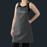 Tablier Monogramme de nom de script personnalisé gris char<br><div class="desc">Texte de monogramme de nom de script moderne personnalisé gris charbon couleur unie solide girly élégant chic gris charbon et blanc tablier de cuisine. Personnalisez-le avec un nom, une citation, une phrase ou un texte. Idéal pour les cuisiniers, les chefs, la poterie, la céramique, l'artisanat, le travail, la cuisine, la...</div>