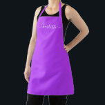 Tablier Monogramme de nom de script personnalisé orchidée<br><div class="desc">Texte de nom de script moderne personnalisé orchidée violet monogramme uni couleur unie féminin élégant chic orchidée violet et blanc tablier de cuisine. Personnalisez-le avec un nom, une citation, une phrase ou un texte. Idéal pour les cuisiniers, les chefs, la poterie, la céramique, l'artisanat, le travail, la cuisine, la pâtisserie,...</div>