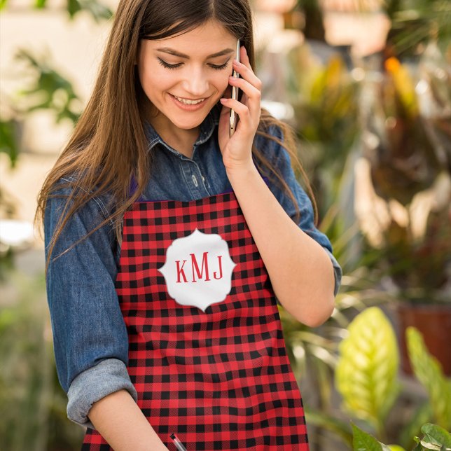 Tablier Monogramme simple Monogramme rouge noir Buffalo Ch (Black and red buffalo check pattern apron with whimsical monogram)