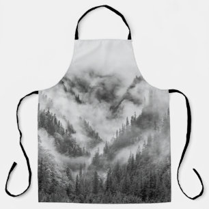 Tablier Montagnes dans la brume.