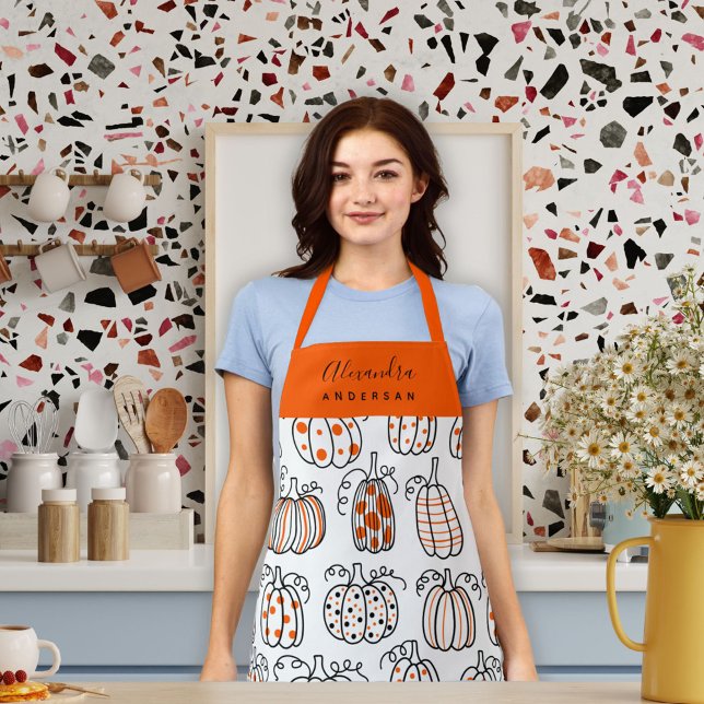 Tablier Motif Citrouille orange Nom du script Monogram Che (Orange Pumpkin Pattern Script Name Monogram Chef Apron)