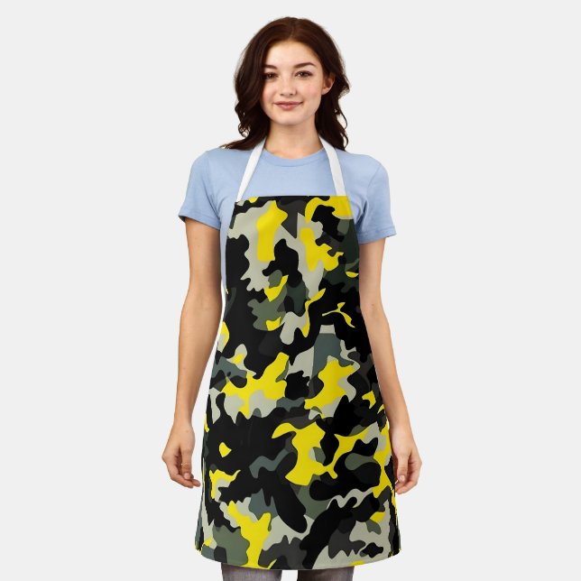 Tablier Motif de camouflage noir et jaune (Porté)