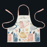 tablier nom du script du motif chat mignon<br><div class="desc">Joli aquarelle rose pâle,  bleu chat motif nom de script apron. Personnalisez avec le nom.</div>