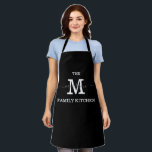 Tablier Nom personnalisé Monogramme noir<br><div class="desc">Nom personnalisé Monogram Black Apron</div>