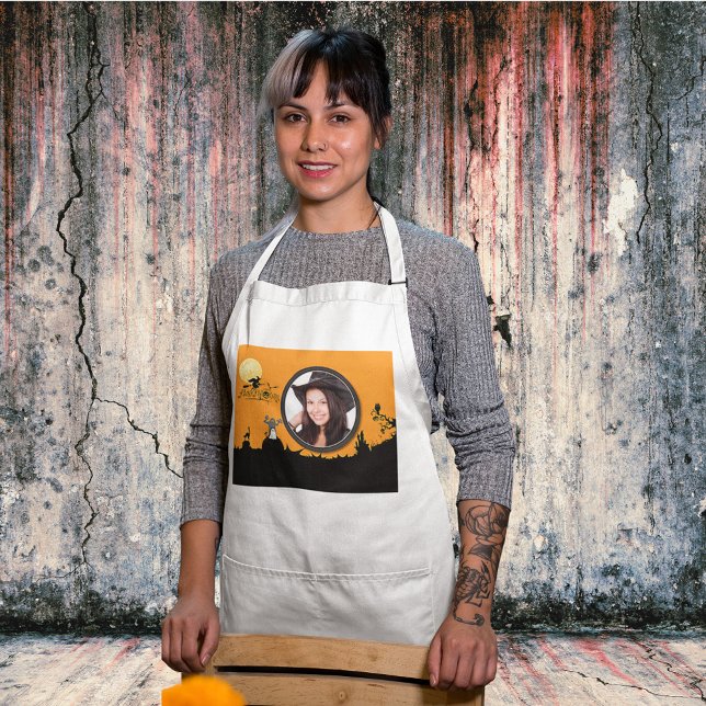 Tablier Nuit d'Halloween à Orange Glow Ajouter votre photo (Halloween Night in Orange Glow Add Your Photo Adult Apron)