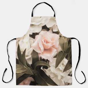 Tablier Pastel Floral Vintage : Élégance intemporelle