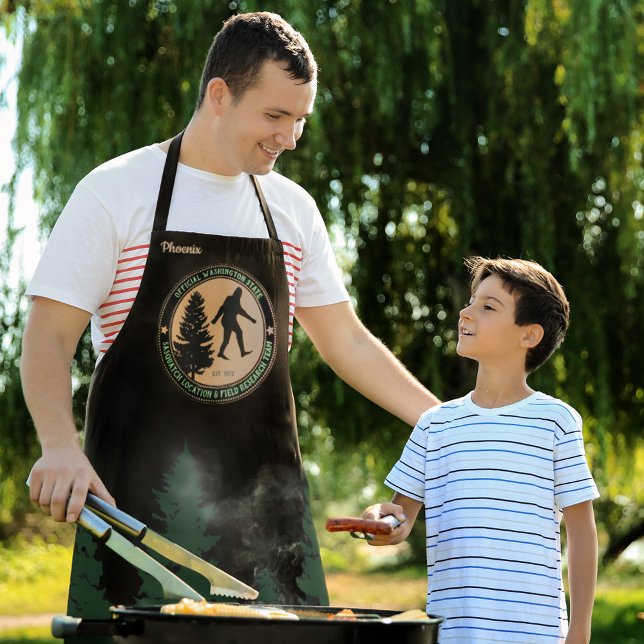 Tablier Personnalisé Funny Sasquatch Emplacement et recher (Créateur téléchargé)