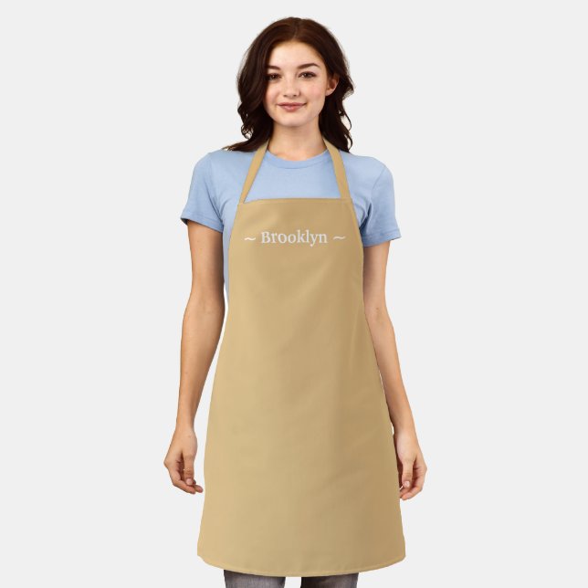 Tablier personnaliser changer nom texte camel kaki blanc (Porté)