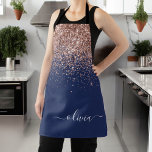 Tablier Rouge Navy Or Rose Pailleté Monogramme Rose Blush<br><div class="desc">Rose Gold - Abricot Rose et Bleu Nuit Paillettes Pailleté Métal Brosse Monogramme Nom Tablier. C'est le cadeau idéal pour un 16ème anniversaire, un mariage, une fête de fiançailles, un anniversaire de mariage, une baby shower ou une soirée d'enterrement de vie de jeune fille pour quelqu'un qui aime le luxe...</div>