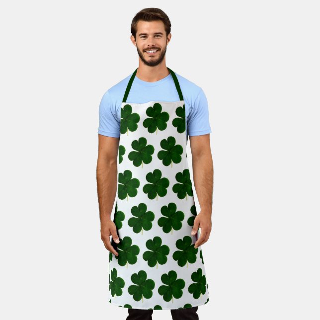 Tablier Shamrock Clovers Motif St Patrick (Porté)
