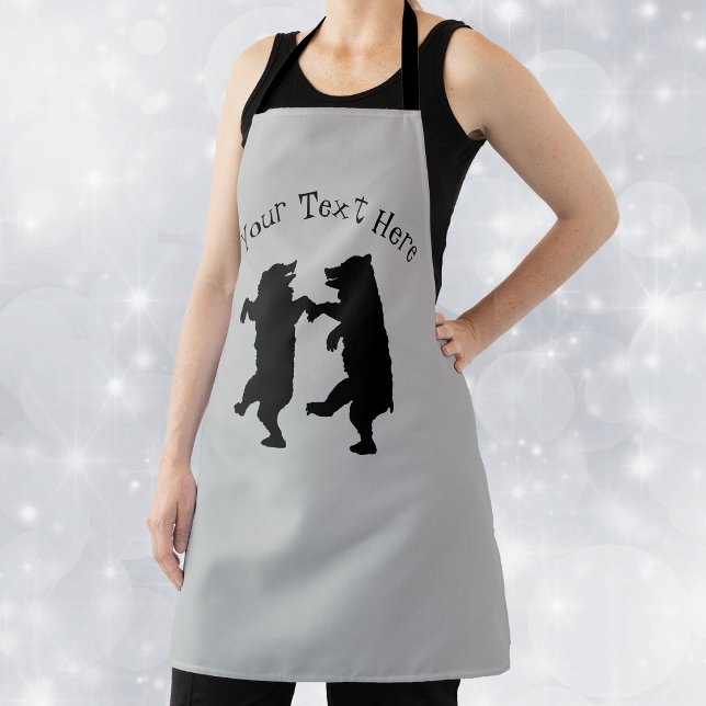 Tablier Silhouette de deux ours noirs dansant ensemble (Two black silhouette bears holding hands and dancing on light grey kitchen apron.)