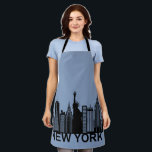 Tablier silhouette de la ville de New York<br><div class="desc">Cette silhouette de New York City présente une architecture et des images emblématiques de Manhattan. Modifiez la couleur arrière - plan dans la section personnalisée.</div>