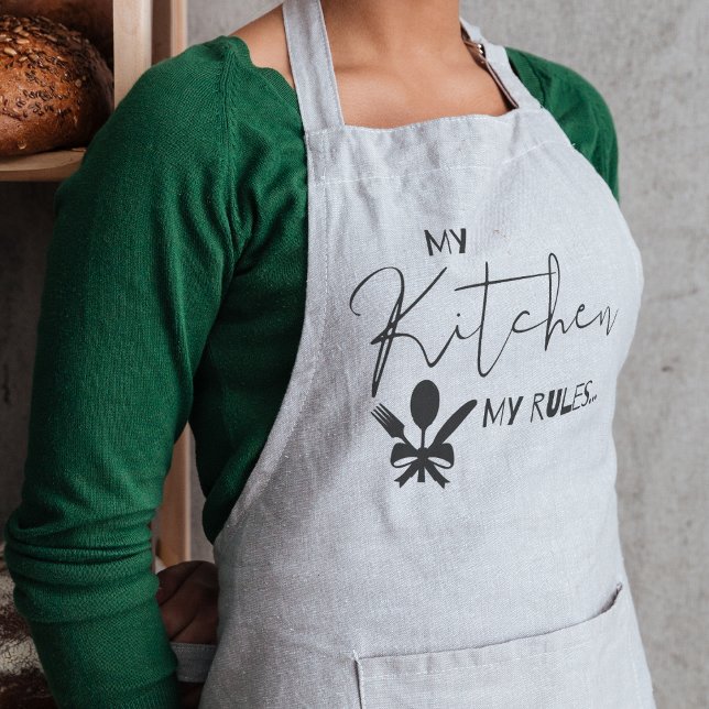 Tablier Simple Noir Blanc MON CUISINE MES RÈGLES Apron (Simple Black White MY KITCHEN MY RULES Apron)