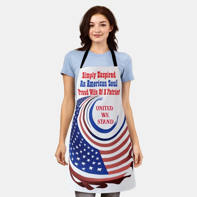 Tablier Simplement Inspirée Femme fière d'un patriote  (Porté)