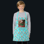Tablier White Christmas Snowman Kids Photo Aqua<br><div class="desc">Ajoutez la photo de votre fils ou de vos filles à ce joli tablier à motif aqua et bonhomme de neige blanc. Parfait pour jouer,  cuisine et dans le jardin. Pour modifier le texte et la photo cliquez sur le bouton personnaliser. Cette conception contient A.I.</div>
