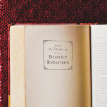 Tampon Auto-encreur Cadre élégant vintage de la bibliothèque de livre<br><div class="desc">Un tampon de livre ex-libris élégant avec votre nom dans une typographie serif classique. Autour du nom se trouve un cadre charmant de style vintage avec des motifs ornementaux dans chaque coin. Un beau cadeau pour tout amateur de livres, bibliothécaire ou enseignant. Voir la collection liée sur cette page ou...</div>