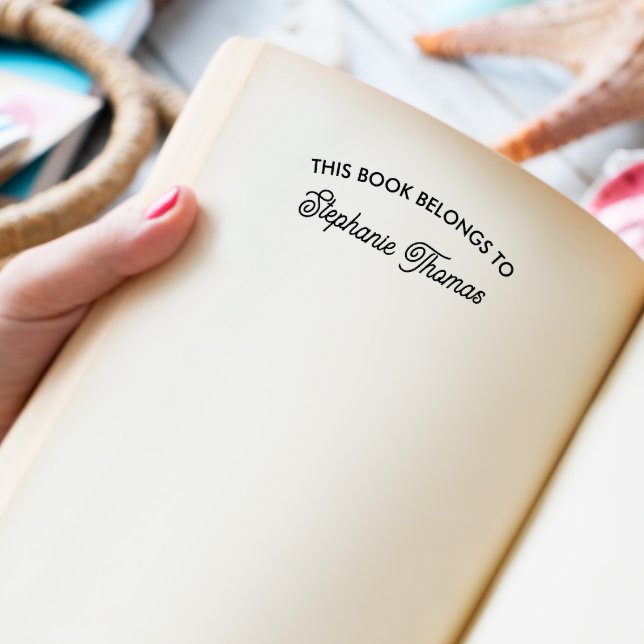 Tampon Auto-encreur Ce Livre Appartient À AJOUTER VOTRE NOM POLICE CUR (THIS BOOK BELONGS TO WITH CUSTOM NAME IN CURSIVE SIGNATURE LIKE FONT)