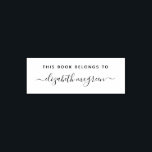Tampon Auto-encreur Ce livre appartient à Nom manuscrit<br><div class="desc">Simple ce livre appartient à avec votre nom.</div>