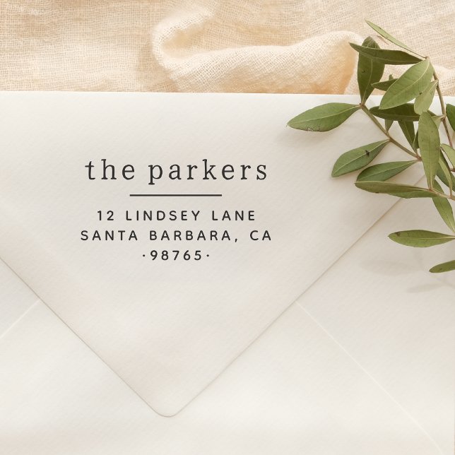 Tampon Auto-encreur Chic Simple Serif Nom de famille et adresse de ret (Rubber Stamp Mock-up)