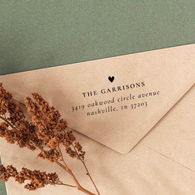 Tampon Auto-encreur Coeur simple | Nom de famille et adresse de retour (Créateur téléchargé)