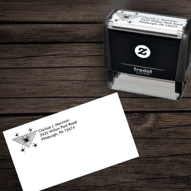 Tampon Auto-encreur Creepy crawling Spiders in Triangle Shaped Web (Spiders crawling in and around triangle shaped spider web on self inking return address stamp.)