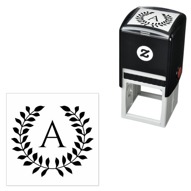 Tampon Auto-encreur Decorative Laurel Wreath With Custom Monogram (En situation)
