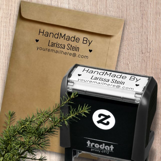 Tampon Auto-encreur Fait à la main par (texte personnalisé) + nom & pe (Créateur téléchargé)