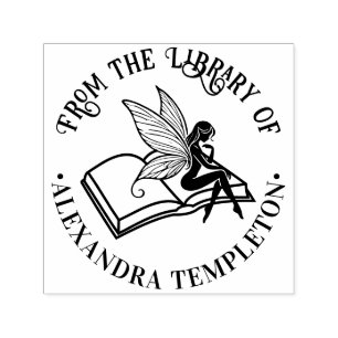 Tampon Auto-encreur Fée sur livre ouvert “De la bibliothèque de” Nom