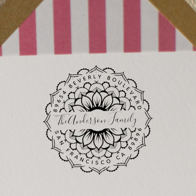 Tampon Auto-encreur Floral Mandala Modern Typography Adresse de retour (Créateur téléchargé)