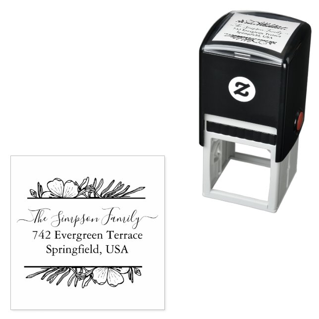 Tampon Auto-encreur Handwritten Family Address Stamp with Wildflowers (En situation)