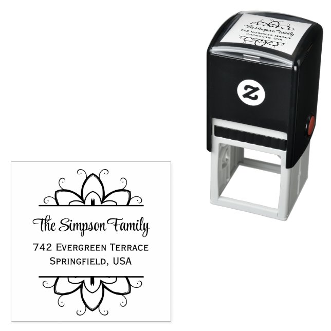 Tampon Auto-encreur Handwritten Family Address Stamp with Wildflowers (En situation)
