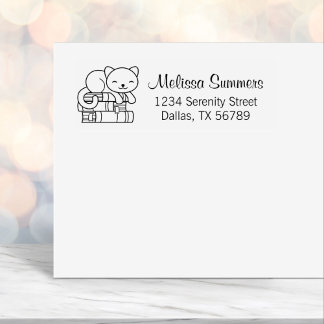 Tampon Auto-encreur Happy Cat au-dessus de Stack of Books Adresse