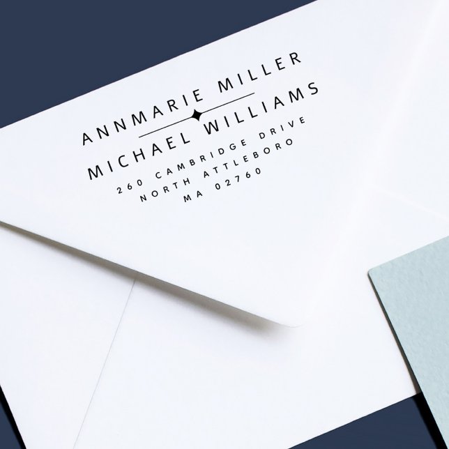 Tampon Auto-encreur Modern Couple Two Surnames Adresse de retour (Créateur téléchargé)