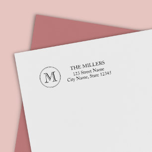 Tampon Auto-encreur Monogramme de la frontière ronde Nom de famille Ad