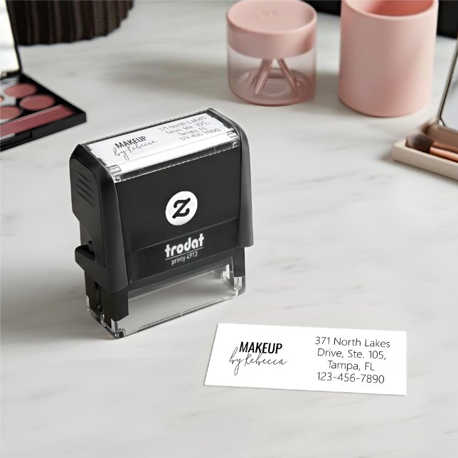 Tampon Auto-encreur Nom de studio de maquillage moderne Adresse de ret (Simple and modern business details stamp - quick to customise for your makeup business)