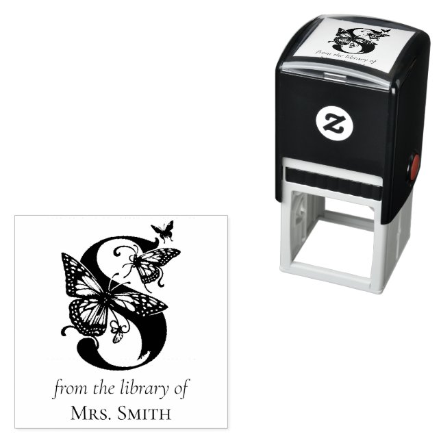 Tampon Auto-encreur Papillon Monogramme Lettre S De la Bibliothèque De (En situation)