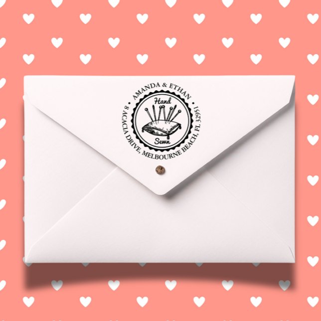 Tampon Auto-encreur Timbre autocollant du thème de couture à la main (Personalize your crafts with a hand sewing theme self-inking stamp.)