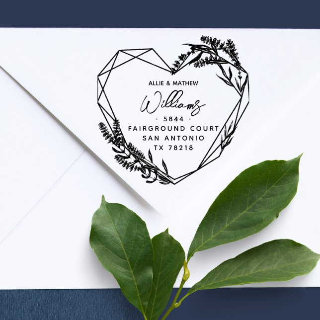 Tampons Encreurs Chic Lavender Heart Marié Couple Adresse de retour (Rustic Chic Lavender Married Couple Return Address Rubber Stamp. Perfect also for a country wedding!)