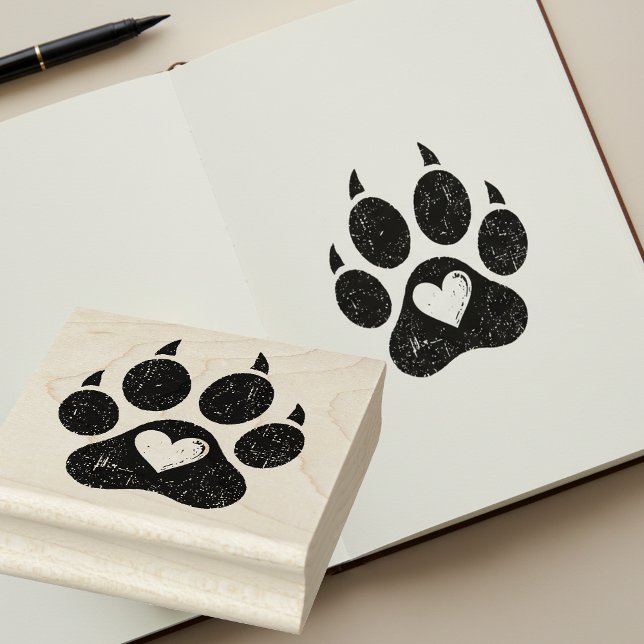 Tampons Encreurs Coeur désossé dans le Chien Empreinte de patte Tim (🐾❤️ Rustic grunge paw print stamp – perfect for crafts & journaling!)