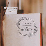 Tampons Encreurs Elégant cadre Vintage arrondi Ex Libris Nom<br><div class="desc">Elégant Vintage Cadre Rond Ex Libris Nom Timbre En Bois. Vous cherchez un moyen traditionnel de marquer vos livres ? Ne cherchez pas plus loin ! Ce design est composé d'un cadre rond vintage avec des coins botaniques ornementaux.</div>