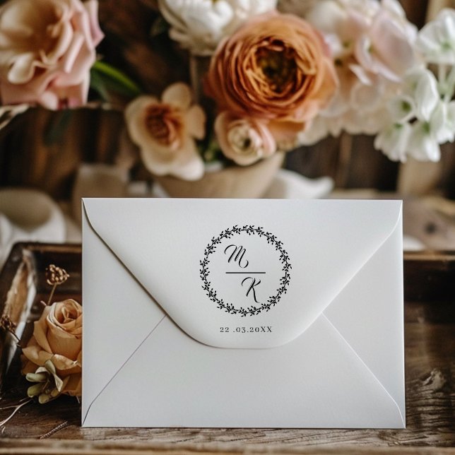 Tampons Encreurs Élégante et élégante couronne monogramme (Elegant, classy monogram wreath rubber stamp with your monograms and date.)