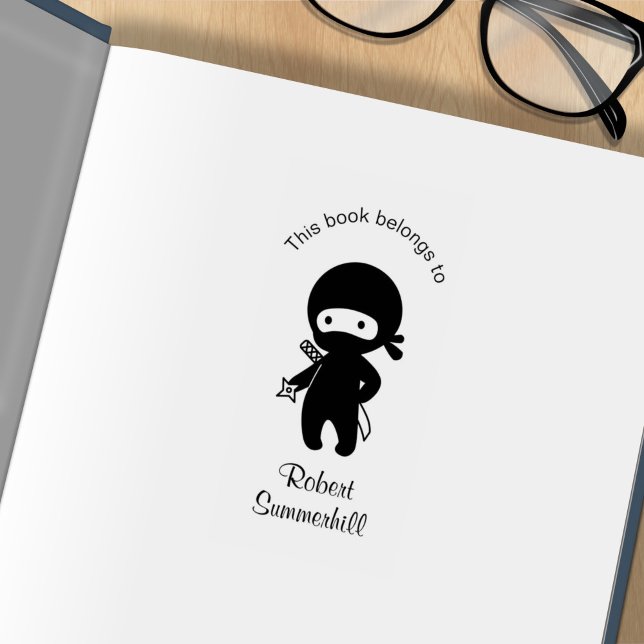 Tampons Encreurs Minuscule Ninja tenant la plaque d'immatriculation (Créateur téléchargé)