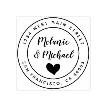 Noms écrits mignons et adresse de retour ronde