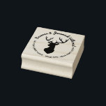 Tampons Encreurs Rustic Buck Deer Head Nom de famille Adresse<br><div class="desc">Rustic Buck Deer Head Silhouette Nom de famille Adresse Timbre en caoutchouc Personnaliser cette étonnante silhouette de buck avec votre propre nom et adresse pour une adresse de retour vraiment unique. Conçu par Cedar et String,  n'hésitez pas à nous contacter si vous avez des questions ou avez besoin d'aide.</div>