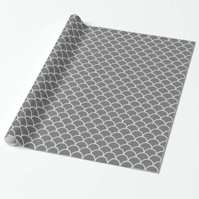 Tan sur le papier gris d'emballage cadeau de (Déroulé)